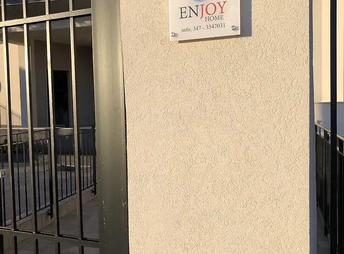 Enjoy Apartman *